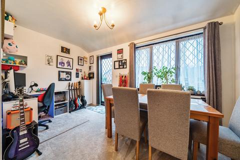 3 bedroom end of terrace house for sale, Whitecroft, Swanley, Kent, BR8