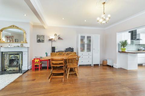 3 bedroom terraced house to rent, Ryedale, East Dulwich, SE22