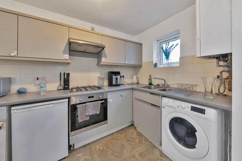 2 bedroom flat for sale, High Street, Royston SG8