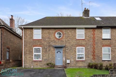 5 bedroom semi-detached house to rent, The Highway, Brighton BN2