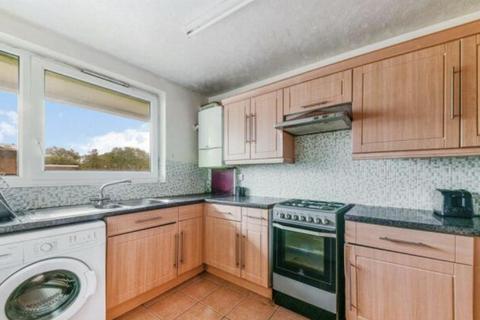 3 bedroom flat for sale, Ronald Street, London E1