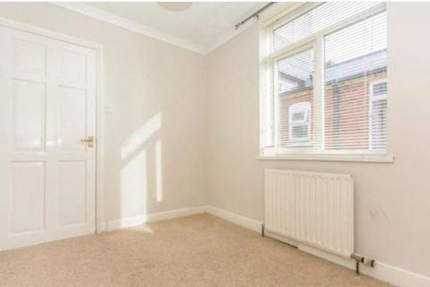 3 bedroom terraced house to rent, Midland Road, Birmingham, B30