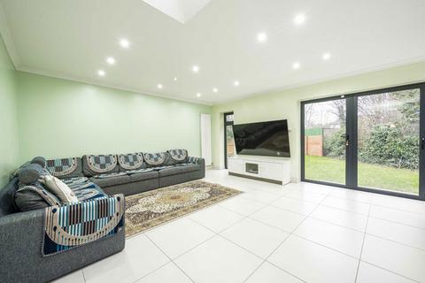 5 bedroom detached house for sale, Uxbridge Road, Hampton TW12