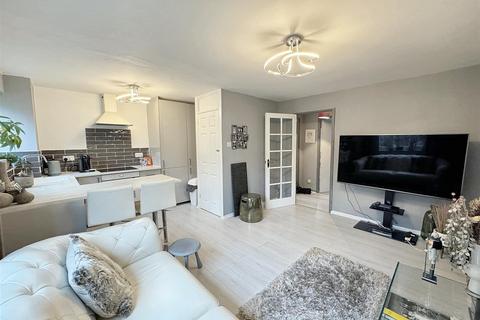 1 bedroom flat for sale, Carolina Close, Stratford