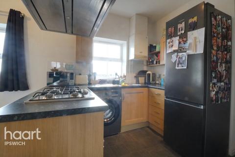 58 Bramley Hill, Ipswich, IP4 2AE