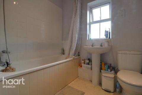 58 Bramley Hill, Ipswich, IP4 2AE