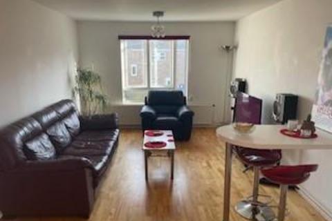 1 bedroom flat to rent, Priors Mead, Enfield