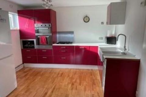 1 bedroom flat to rent, Priors Mead, Enfield