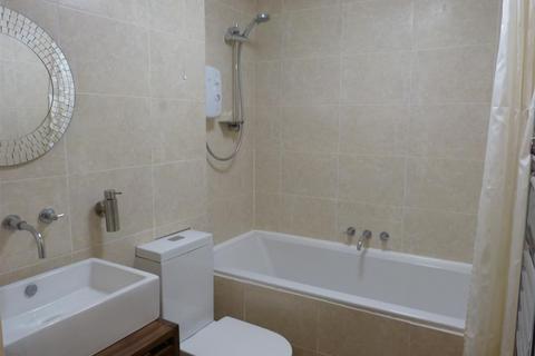 1 bedroom flat to rent, Priors Mead, Enfield