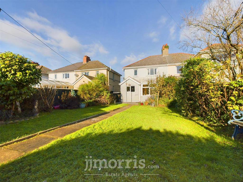 CAM01583 G0-PR0206-STILL018.jpg