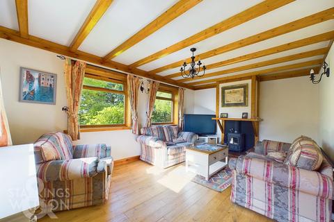 3 bedroom chalet for sale, Pond Lane, Upper Holton, Halesworth