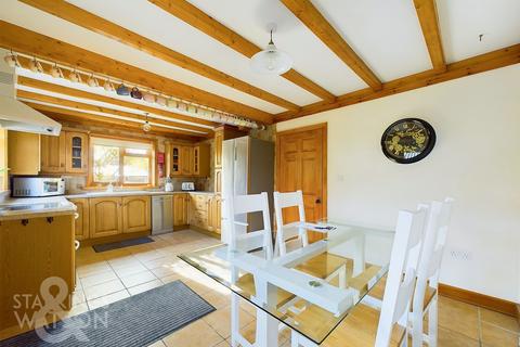 3 bedroom chalet for sale, Pond Lane, Upper Holton, Halesworth