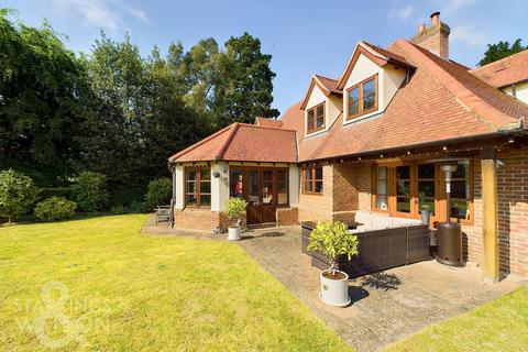 4 bedroom detached house for sale, Norwich Road, Strumpshaw, Norwich