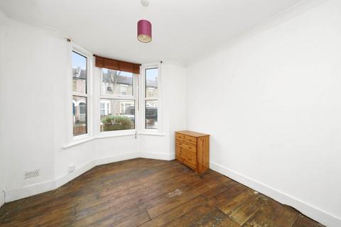 2 bedroom flat for sale, Wragby Road, London, E11