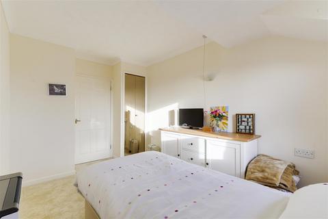 2 bedroom flat for sale, Beech Court, Mapperley NG3