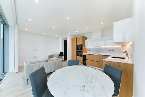 1 bedroom flat to rent, Cassia House, Piazza Walk, Aldgate, London, E1