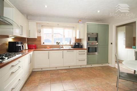 4 bedroom detached house to rent, Milton Keynes MK10