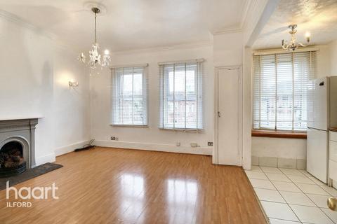 2 bedroom flat for sale, Mansfield Road, Ilford