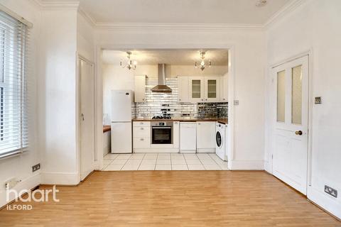 2 bedroom flat for sale, Mansfield Road, Ilford