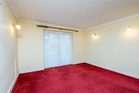 1 bedroom apartment for sale, High Street, Great Wakering, Southend-on-Sea, Essex, SS3