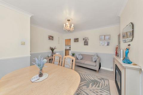 4 bedroom semi-detached house for sale, Windsor Drive, Hertford SG14