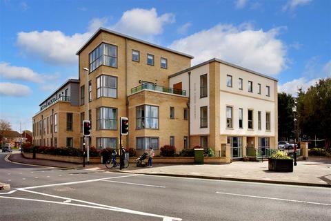 2 bedroom apartment for sale, Elm Tree Court, High Street, Huntingdon