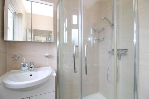 122 Kingsbridge Road, Morden, SM4 4QB