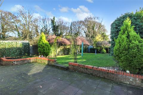 2 bedroom bungalow for sale, The Fairway, Leigh-on-Sea, Essex, SS9