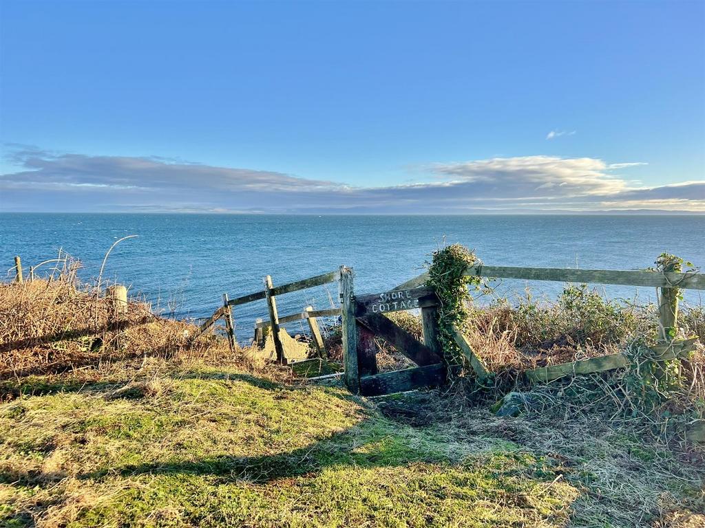 Gate to Shore cottage