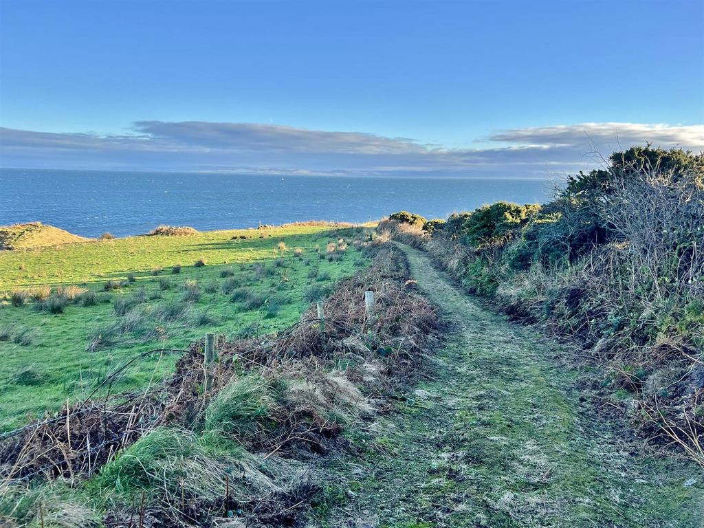 Track to Shore Cottage