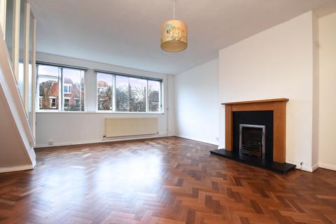 3 bedroom flat to rent, Burbage Road, London SE24