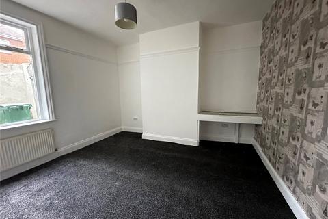 3 bedroom terraced house to rent, Regent Square, Hartlepool, TS24