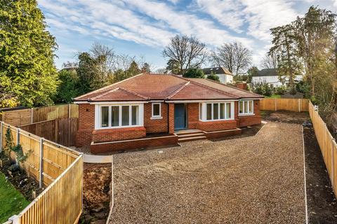 2 bedroom detached bungalow for sale, LOWER ROAD, FETCHAM, KT22