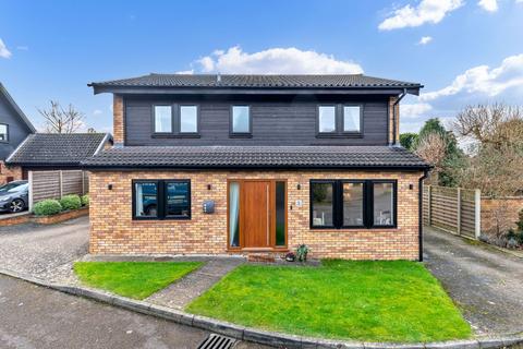 4 bedroom detached house for sale, Baldock Road, Royston SG8