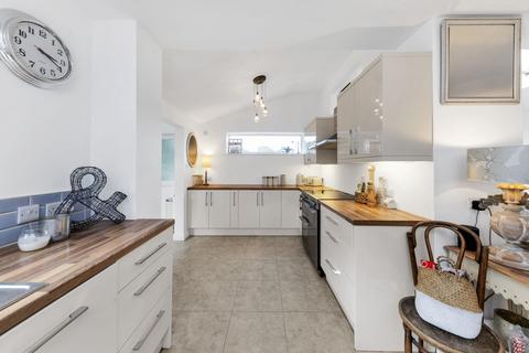 6a Bendyshe Way, Barrington, Cambridge, CB22 7RS