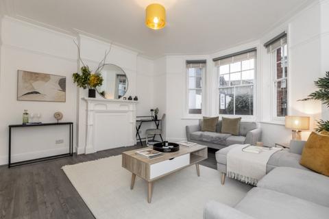 3 bedroom apartment for sale, Pater Street, London, W8