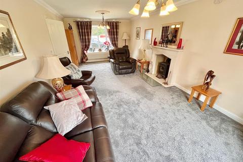 5 bedroom detached house for sale, Martin De Rye Way, Caister-On-Sea