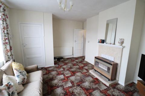 2 bedroom end of terrace house for sale, Foyle Drive, South Ockendon RM15