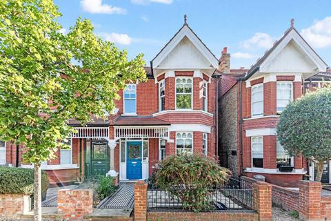 4 bedroom house to rent, Copthall Gardens, Twickenham TW1