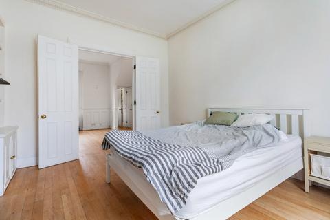 1 bedroom flat to rent, ALDEBERT TERRACE, SW8