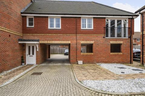 2 bedroom end of terrace house for sale, Blackwater,  Camberley,  GU17