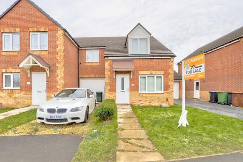 3 bedroom semi-detached house for sale, Burns Road, Middlesbrough, TS6