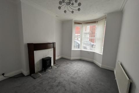 2 bedroom terraced house to rent, Belmont Avenue, Doncaster