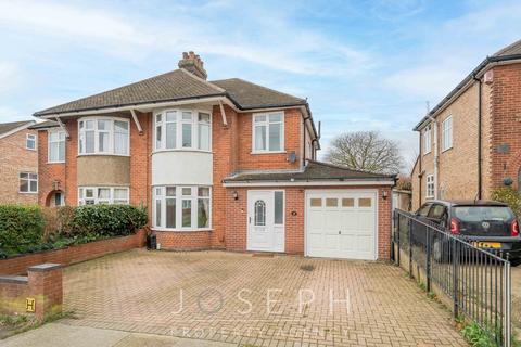 3 bedroom semi-detached house to rent, Beechcroft Road, Ipswich, IP1