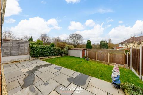 3 bedroom semi-detached house for sale, Kestrel Road, Halesowen B63