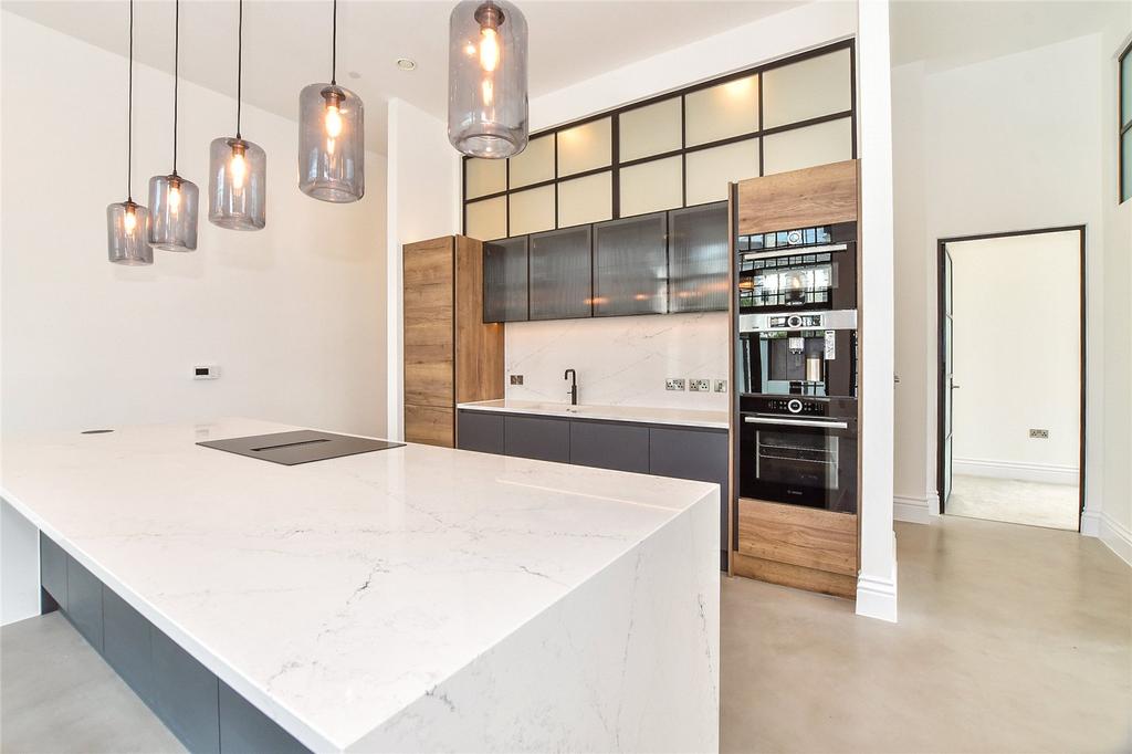 Plot 4 Kitchen