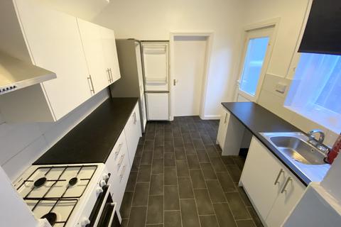 3 bedroom end of terrace house for sale, Oakhurst Road, EN3