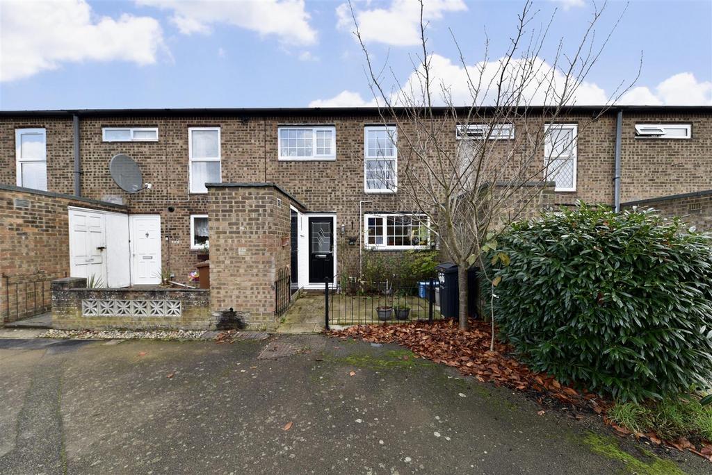 Ripon Road, Stevenage 3 bed terraced house - £315,000