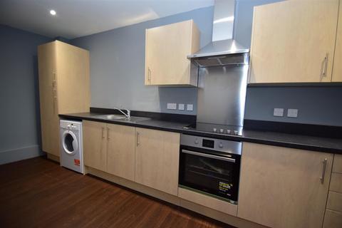 2 bedroom apartment to rent, Chillingham Road, Newcastle Upon Tyne, NE6