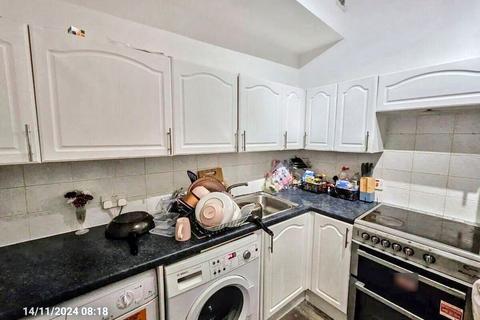 2 bedroom flat for sale, 157 Victoria Road, Aberdeen, Kincardineshire, ., AB11 9NB